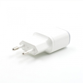 Lader MCS-01ED USB (1.2A) egnet LG (hvit)