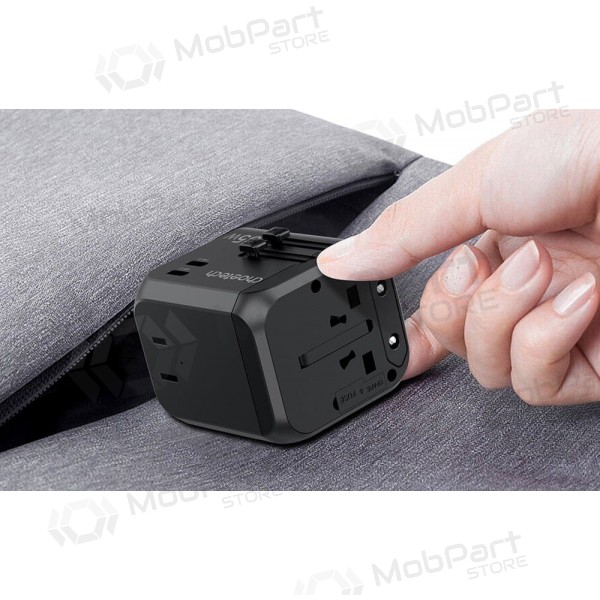 Universell kelioninis lader Choetech PD5008 30W USB-C/3xUSB-A svart
